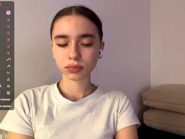 EvonneHeally live cam