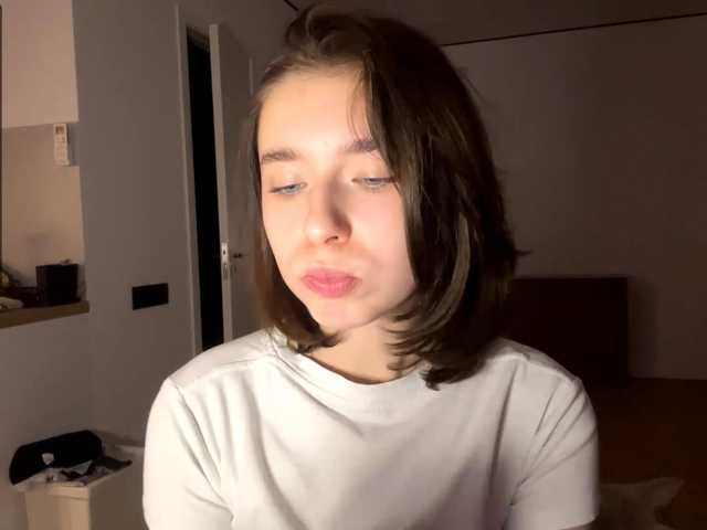 EvonneHeally live cam