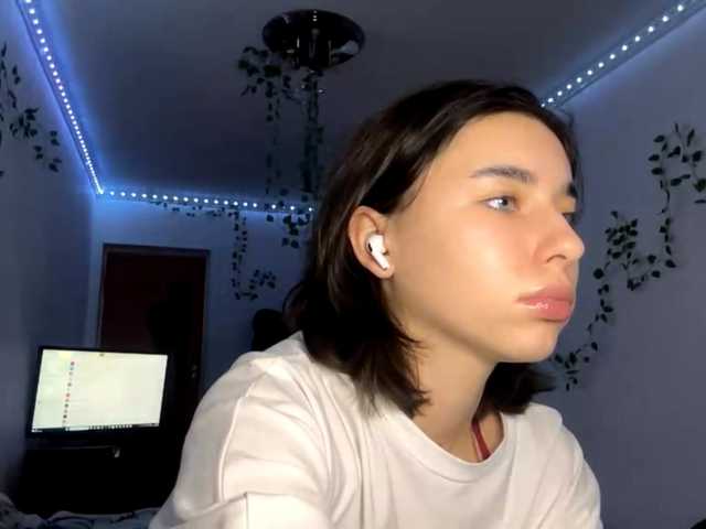 EvonneHeally from BongaCams