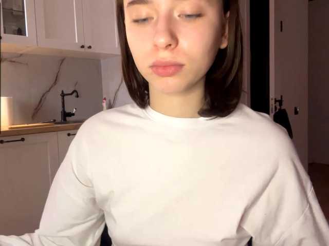 EvonneHeally's BongaCams show and profile