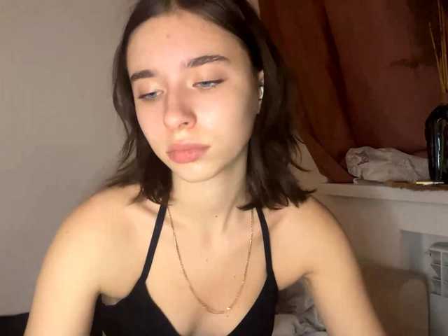 EvonneHeally live cam