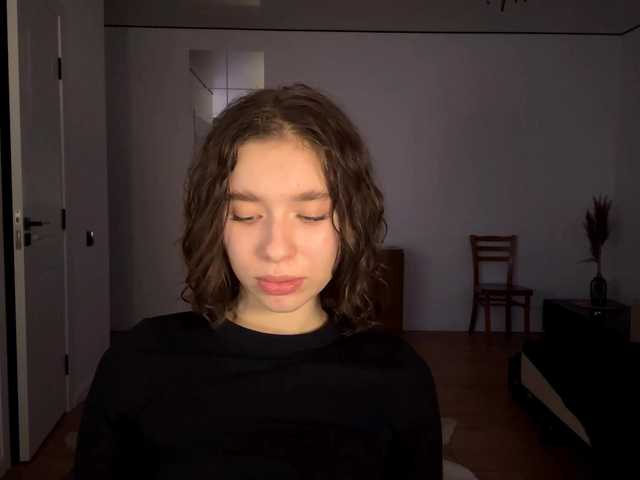 EvonneHeally – webcam model profile photo