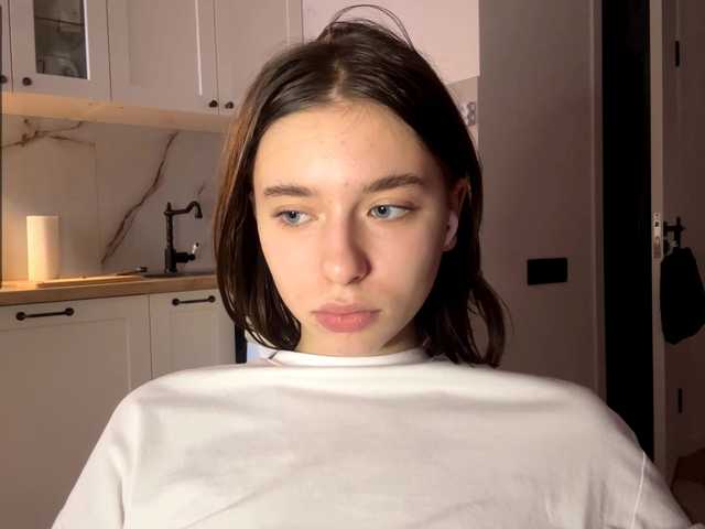 EvonneHeally's BongaCams show and profile