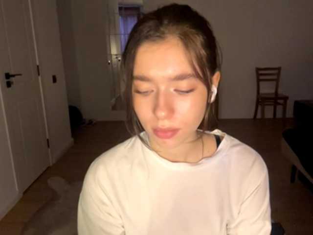 EvonneHeally's BongaCams show and profile