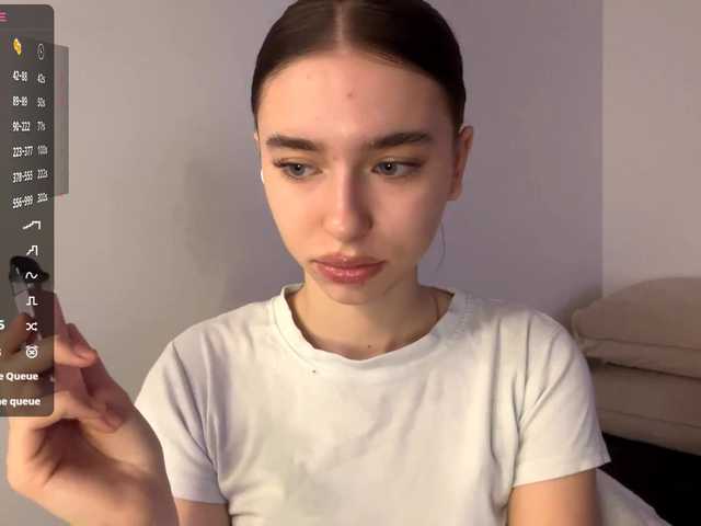 EvonneHeally – webcam model profile photo