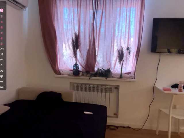 EvonneHeally's BongaCams show and profile