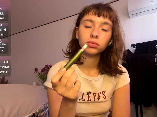 EvonneHeally's BongaCams show and profile