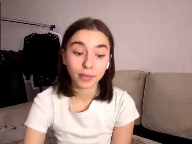 EvonneHeally's BongaCams show and profile