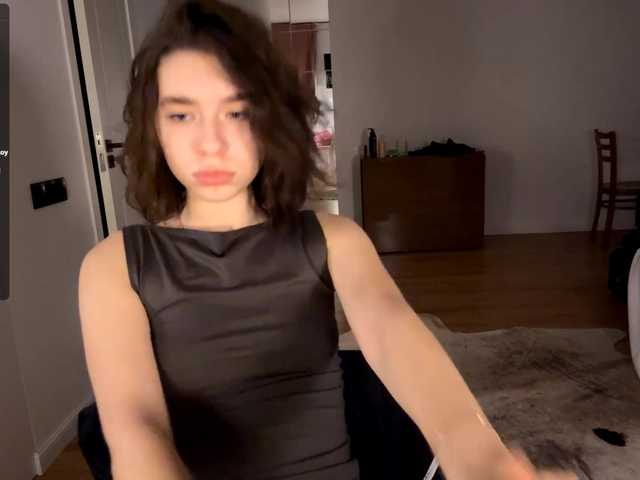 EvonneHeally's BongaCams show and profile