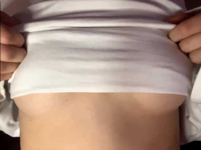 EvonneHeally – webcam model profile photo