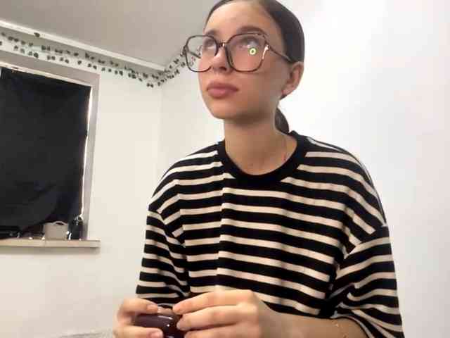 EvonneHeally webcam