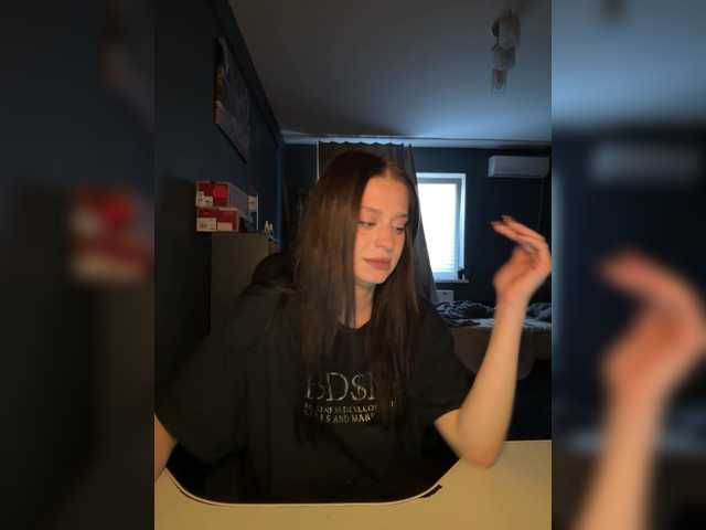 Explore Wowitsbarb1e, she wants to masturbate for you wowitsbarb1e from BongaCams