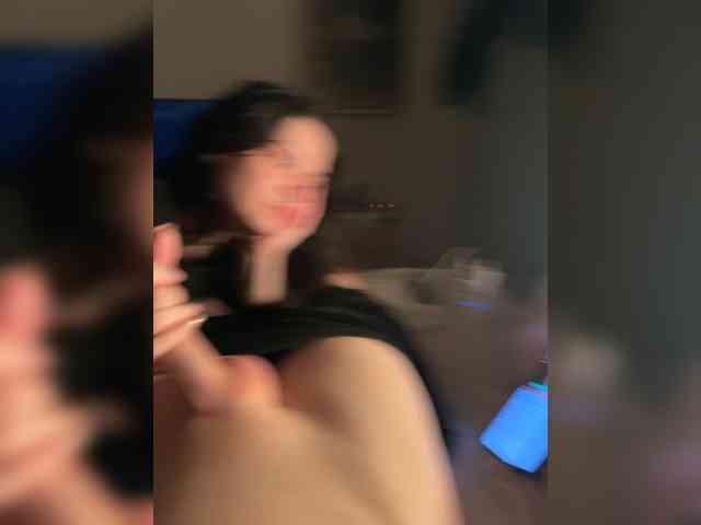 wowitsbarbie_ webcam