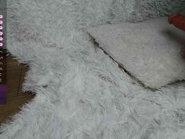 PrettyAngel777 webcam