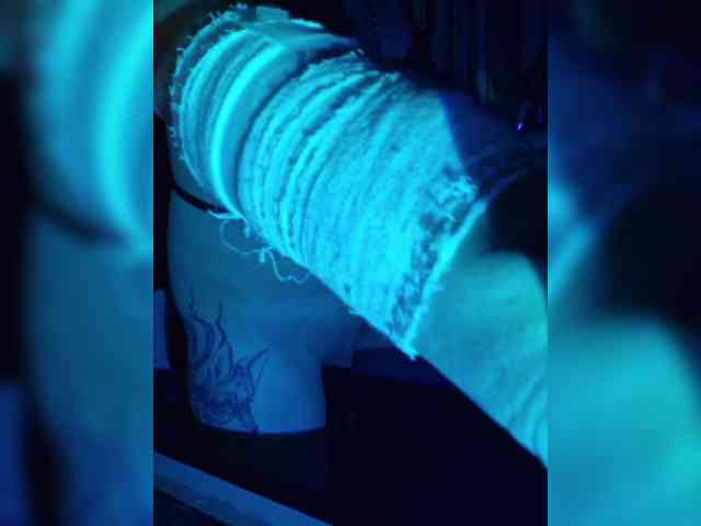 25spacegirl99kis webcam