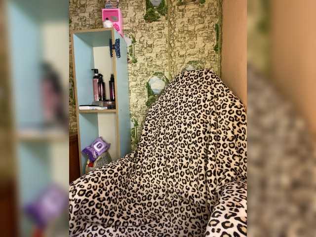 Miss-Tits2025's BongaCams show and profile