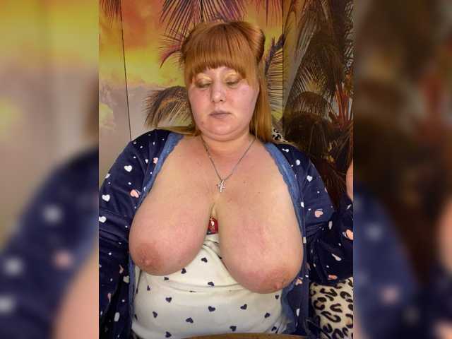 Miss-Tits2025's BongaCams show and profile