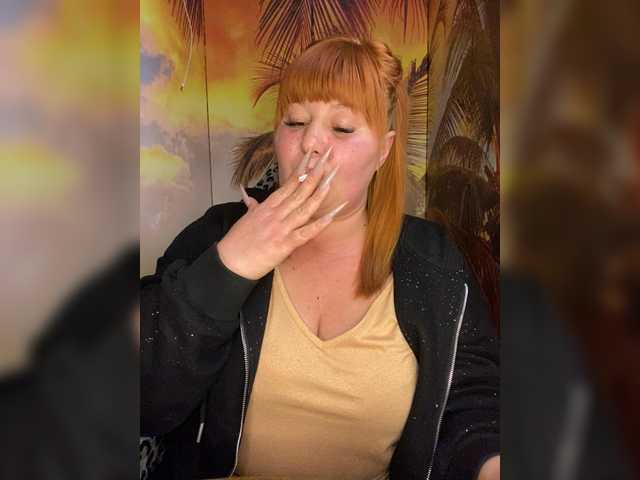 Miss-Tits2025's BongaCams show and profile