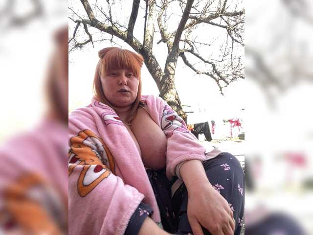 Miss-Tits2025's BongaCams show and profile