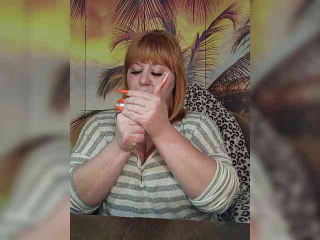 Miss-Tits2025 webcam