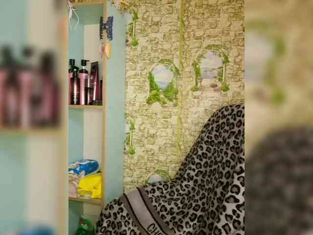 Miss-Tits2025 webcam