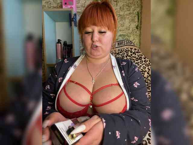 Miss-Tits2025 webcam