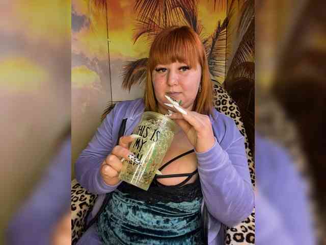 Miss-Tits2025 webcam