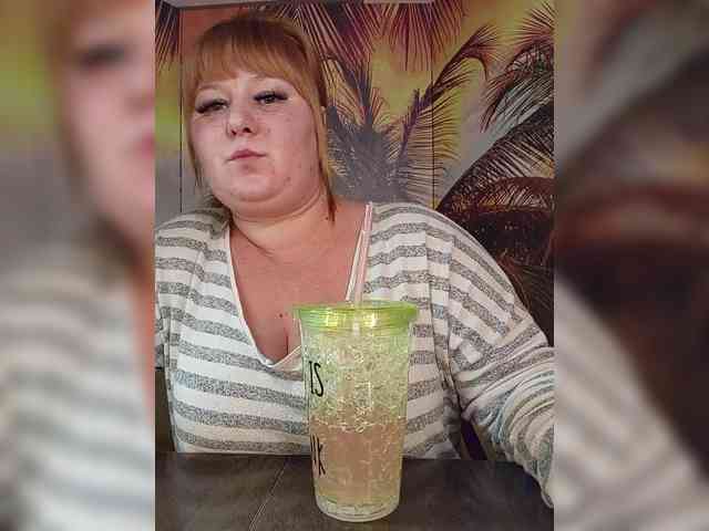 Miss-Tits2025 webcam