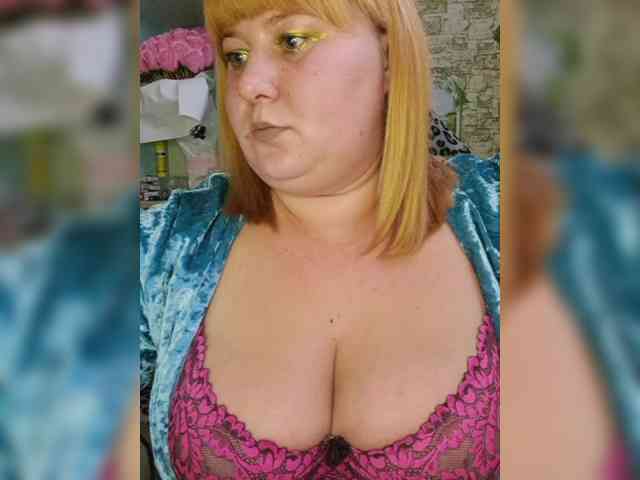 Miss-Tits2025 webcam
