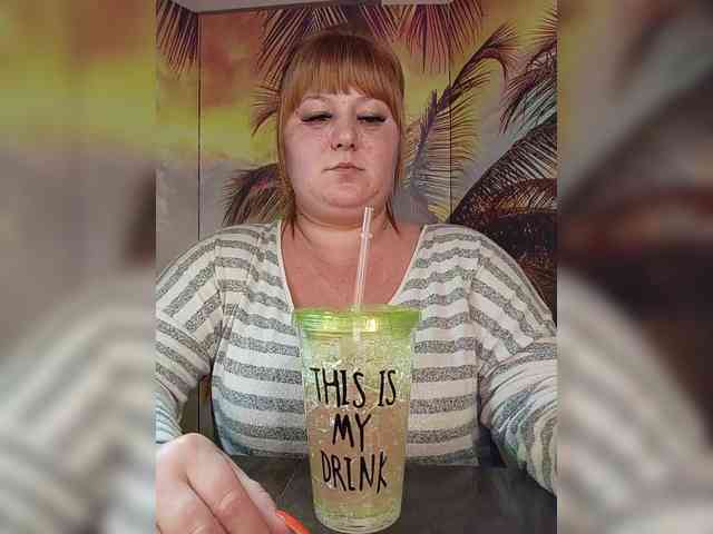 Miss-Tits2025 webcam