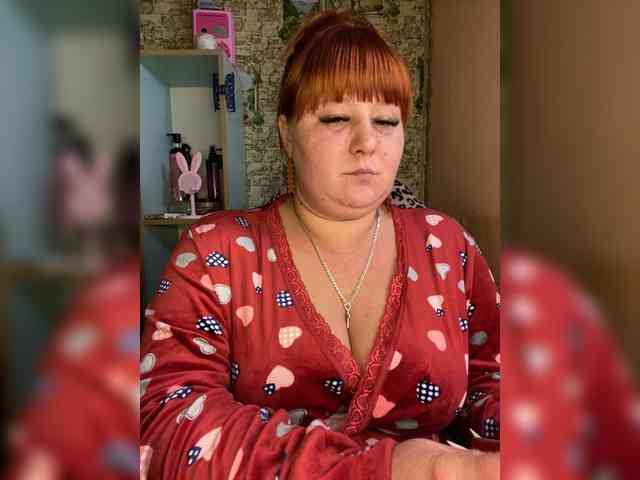 Miss-Tits2025 webcam