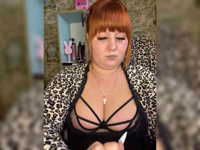 Miss-Tits2025 webcam