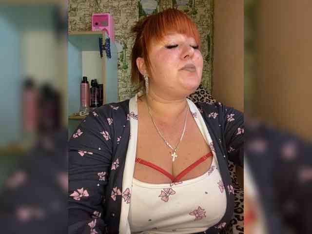 Miss-Tits2025 webcam