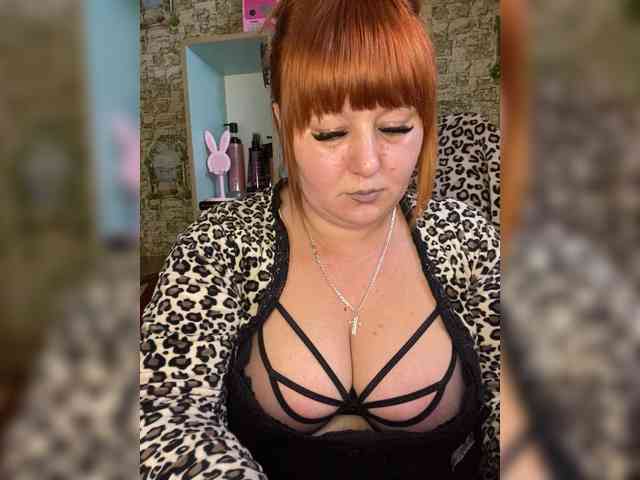 Miss-Tits2025 webcam