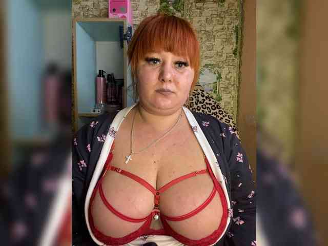 Miss-Tits2025 webcam