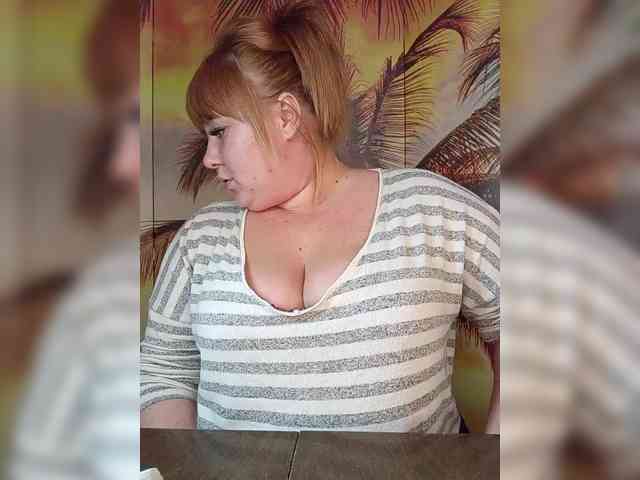 Miss-Tits2025 webcam