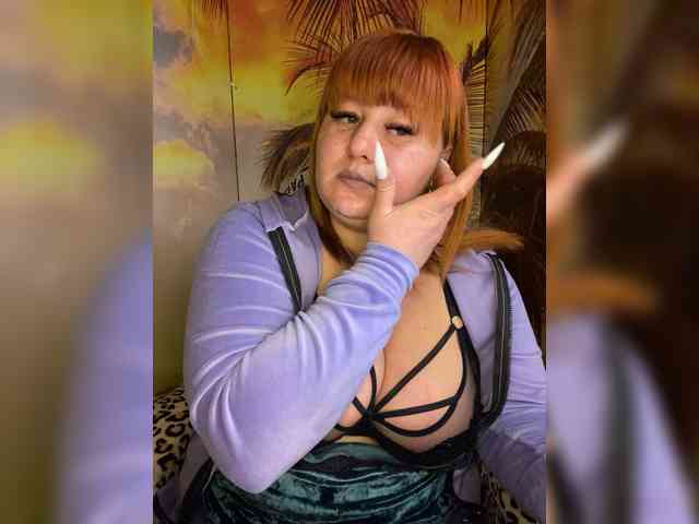 Miss-Tits2025 webcam