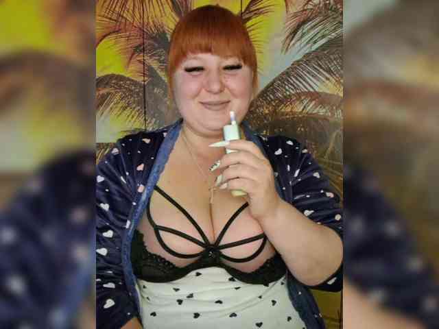 Miss-Tits2025 webcam