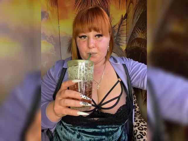 Miss-Tits2025 webcam