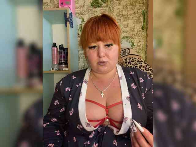 Miss-Tits2025 webcam