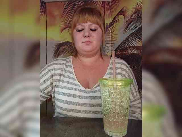 Miss-Tits2025 webcam