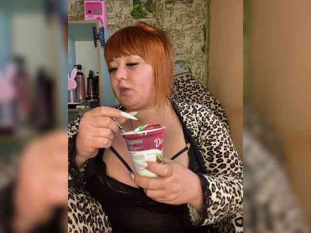 Miss-Tits2025 webcam