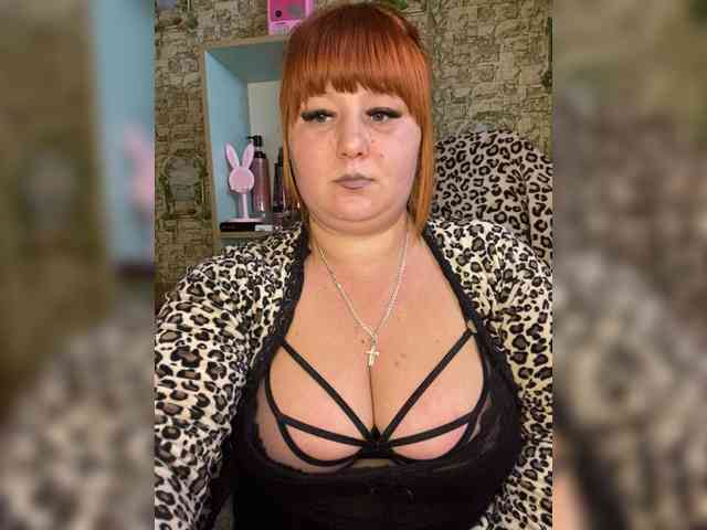 Miss-Tits2025 webcam