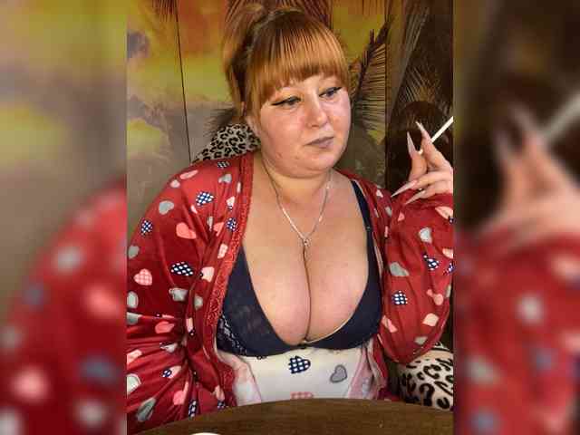 Miss-Tits2025 webcam