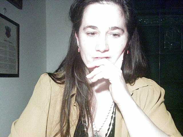 AmanelWhite's BongaCams show and profile