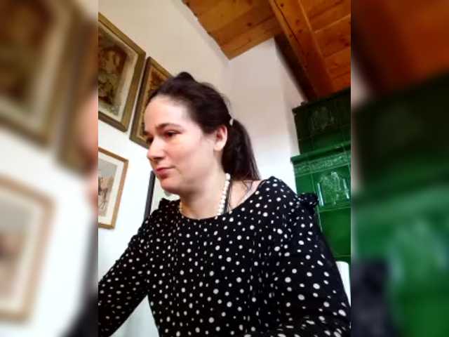 AmanelWhite's BongaCams show and profile