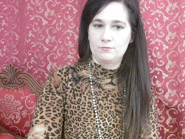 AmanelWhite's BongaCams show and profile