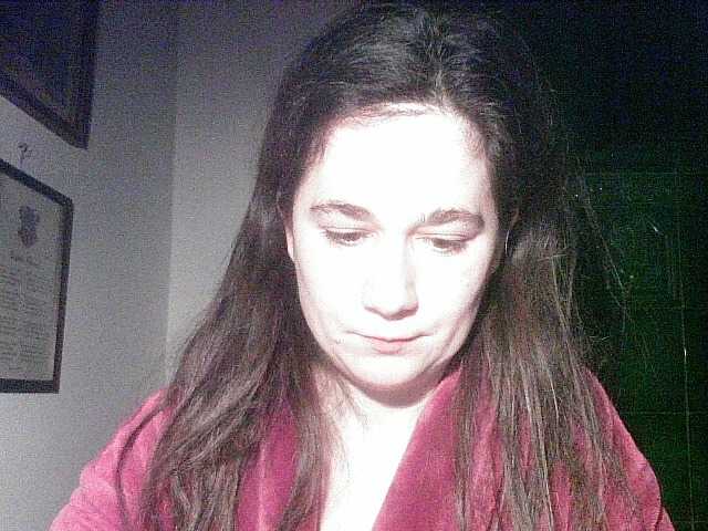 AmanelWhite's BongaCams show and profile