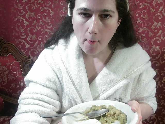 AmanelWhite's BongaCams show and profile