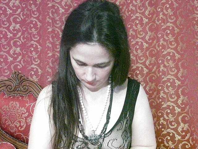 AmanelWhite – webcam model profile photo